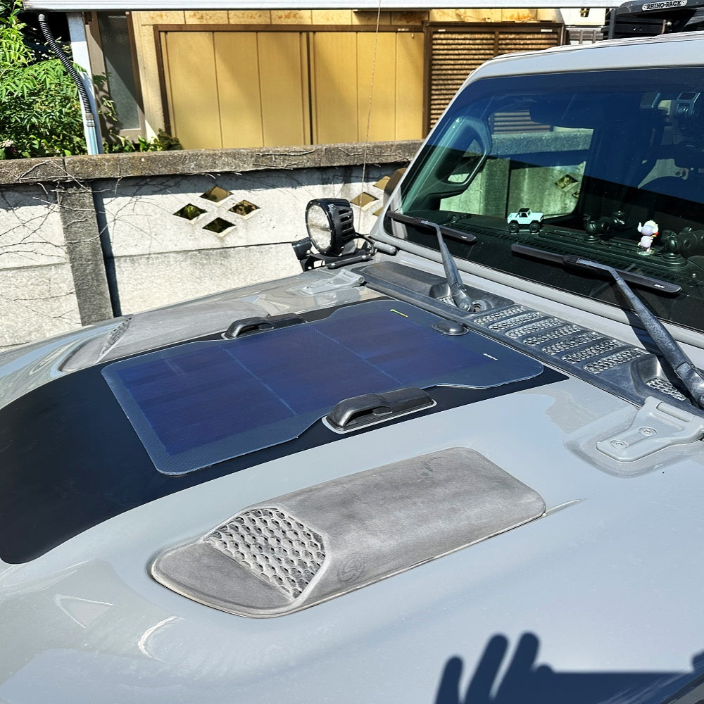 Jeep Gladiator Rubicon(2020-Present) Lensun 45W Hood Solar Panel